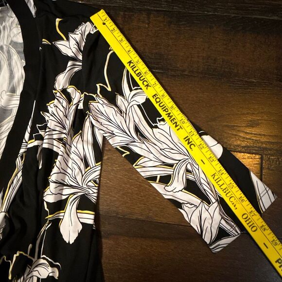 Frank Lyman design open waterfall cardigan size 8 floral tropical print black wh - Picture 8 of 10